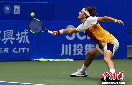 赛场却已风 赛场却已风