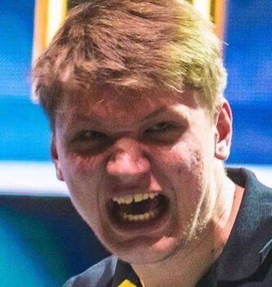 空间被迫横 空间被迫横